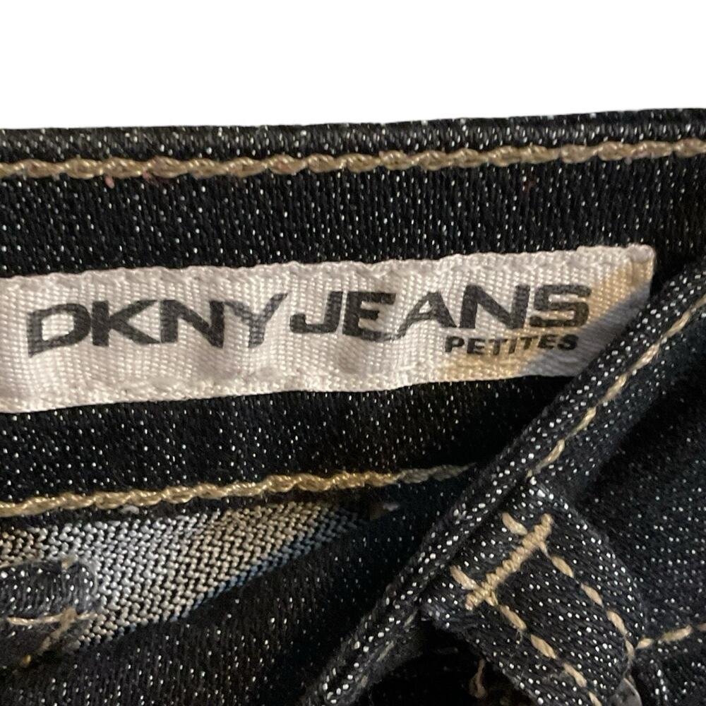 DKNY Jeans Women's Size 8P Soho Boot Cut Blue Denim Dark Wash 28 Inseam - Picture 10 of 12